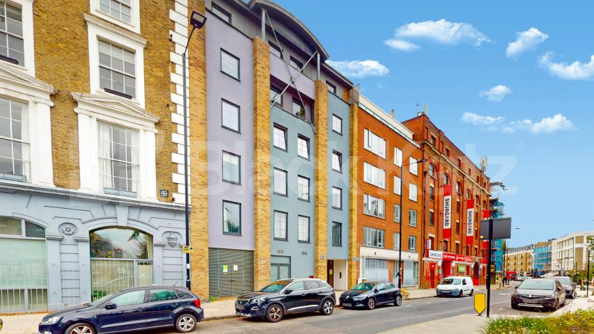 Bright & Spacious 2 Bed Apartment Moments from King’s Cross York Way, Holloway